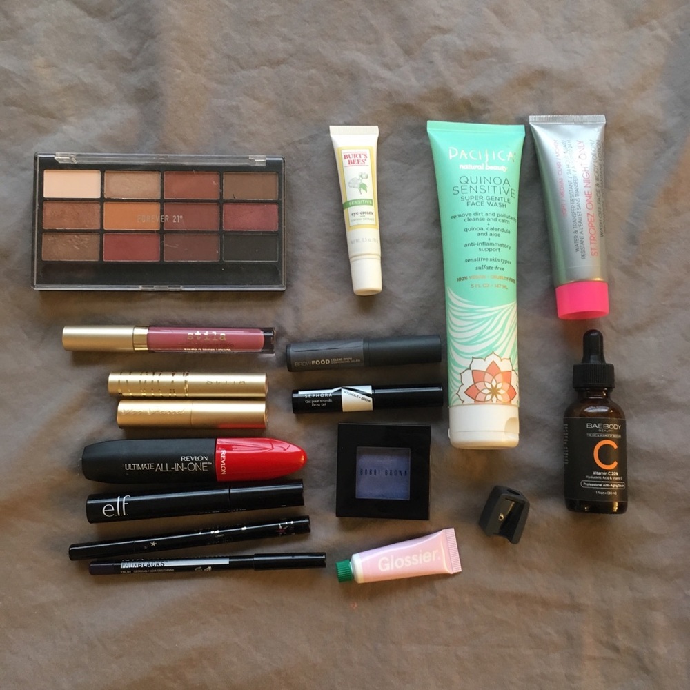 Make up and skin care bundle- free w $25 purchase - Picture 1 of 4